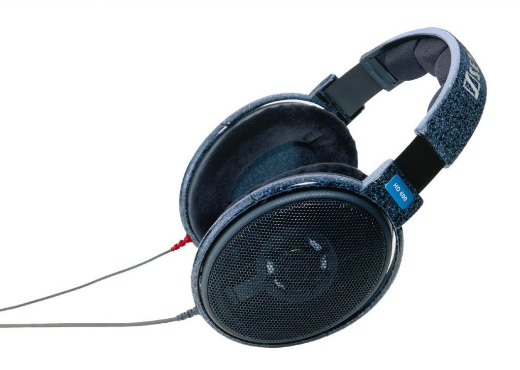 The 8 Best Headphones for Glasses Wearers in 2023 BinaryTides