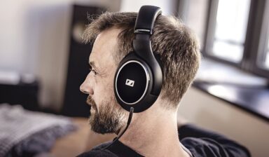Top 9 Best Closed Back Headphones Under $200 in 2021 - Reviews and Comparison