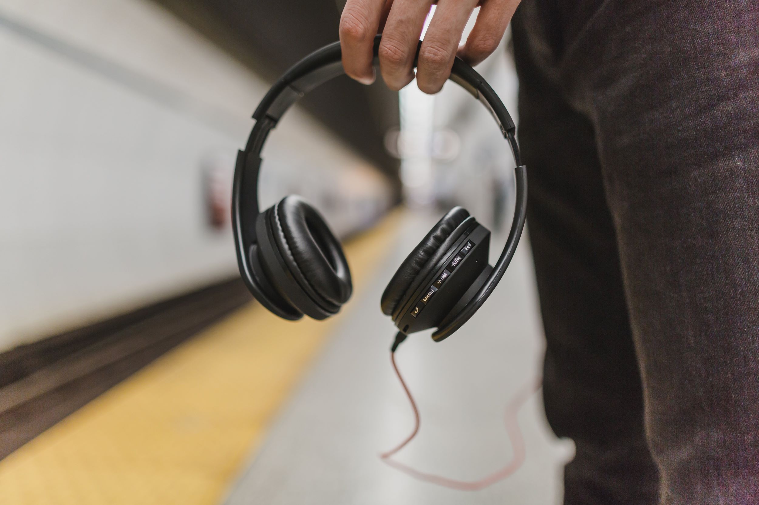 The 8 Best Wired Headphones Under 100 In 2023 Reviews And Comparison 