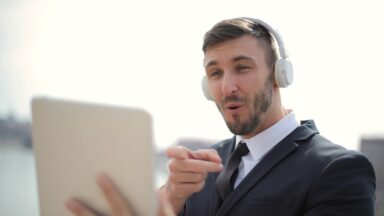 The 8 Best Bluetooth Headphones with Mic in 2023 - Reviews and Comparison