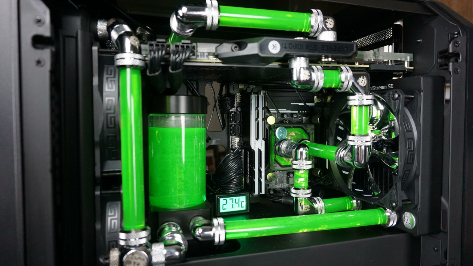 4 Types of CPU Coolers Air / AIO / Custom Water Loops Which is the Best for You ? BinaryTides
