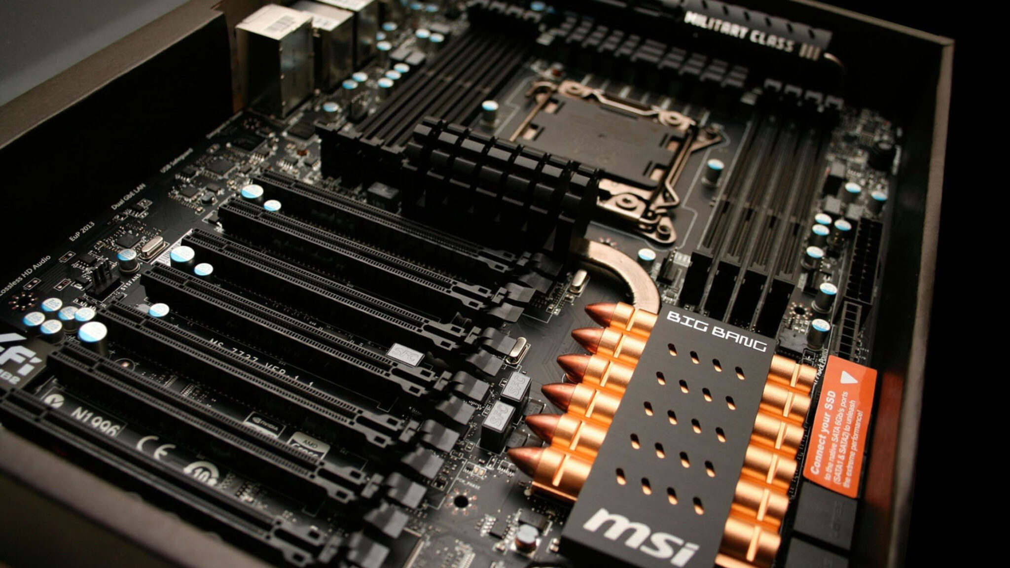 14 Different Components of a Motherboard Explained BinaryTides