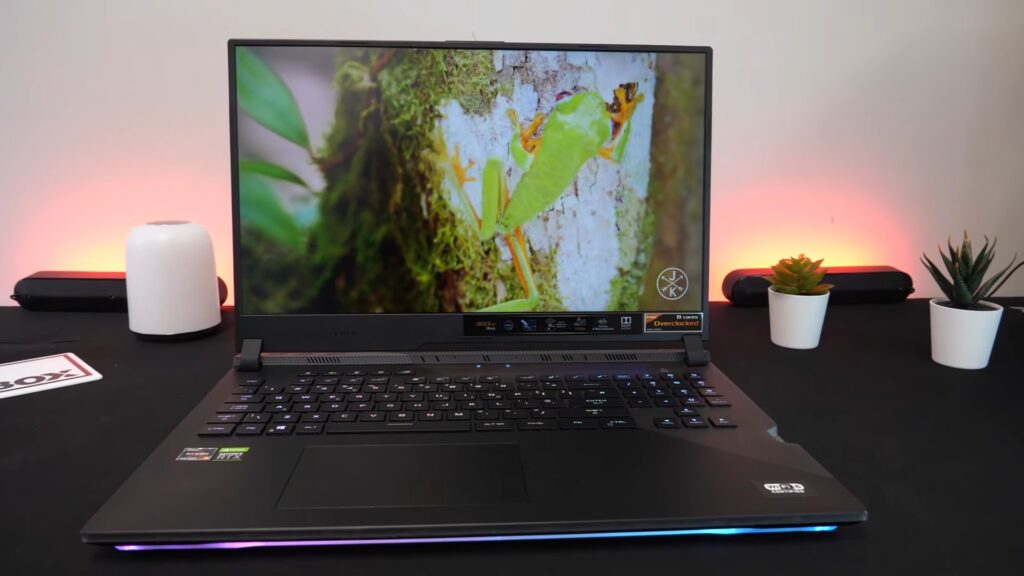 ASUS ROG Strix Scar 17 Gaming Laptop (G733QSA-XS99)