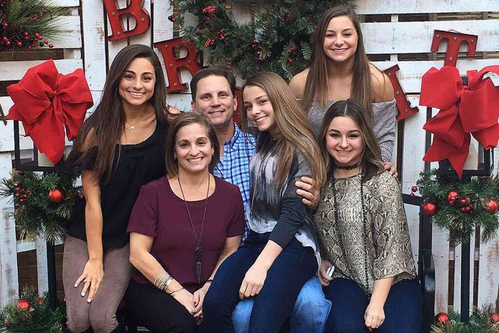 Shannon Kelley and Mary Lou Retton with their four daughters