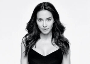 Who is Whitney Cummings - All you need to know about the Actress and